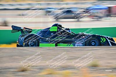 media/Oct-18-2025-Extreme Speed (Sat) [[d6d7e1fef1]]/Red-Green/